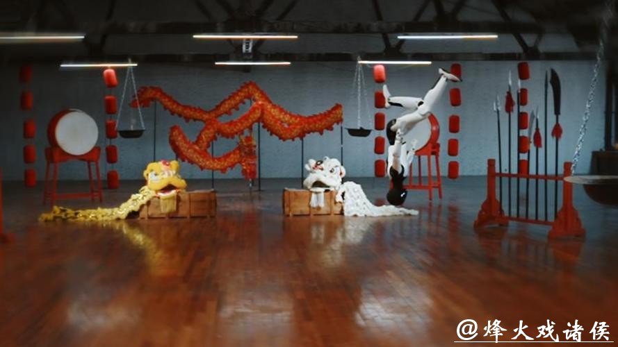 机器人界的“李小龙”来了?智元发布商用级全尺寸人形机器人远征A3 机器人界的“李小龙”来了?智元发布商用级全尺寸人形机器人远征A3