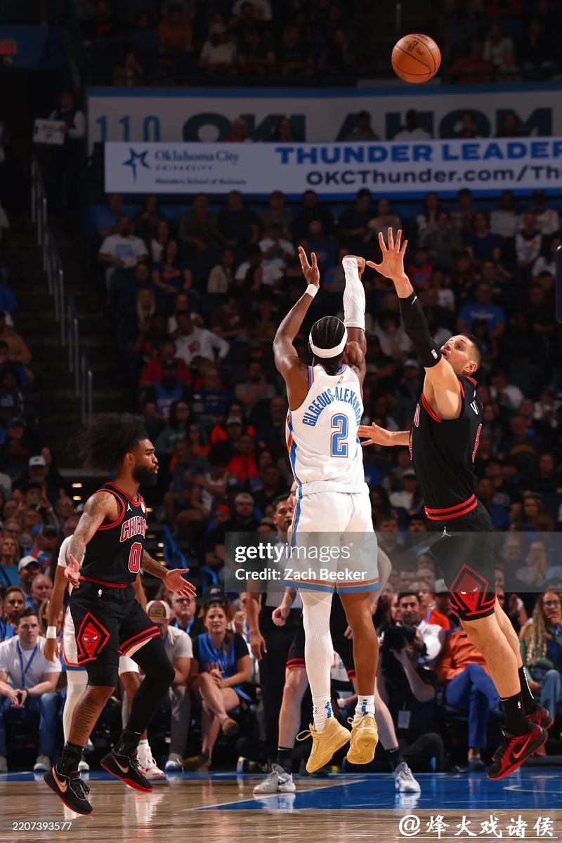 吉迪23+15+10公牛险胜雄鹿 雷霆灭黄蜂10连胜