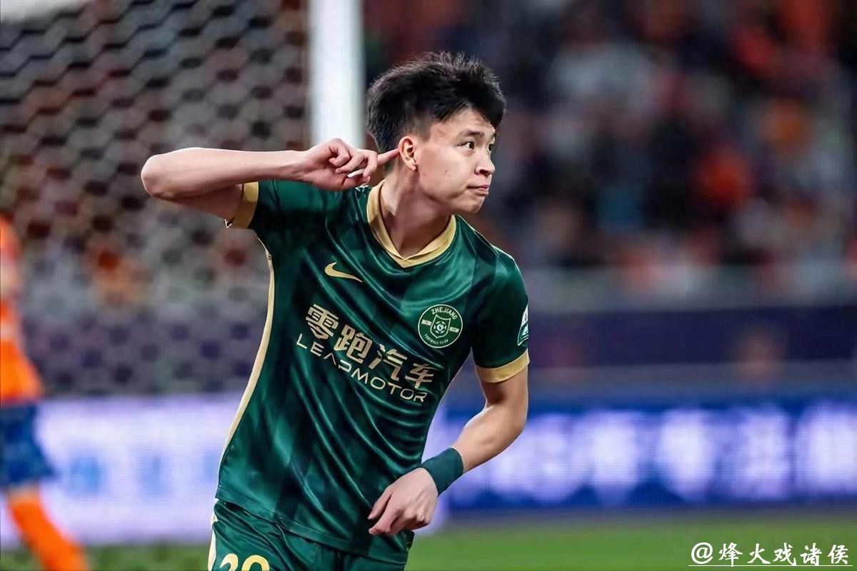 前中超前锋乌贾心系家乡尼日利亚 前中超前锋乌贾心系家乡尼日利亚